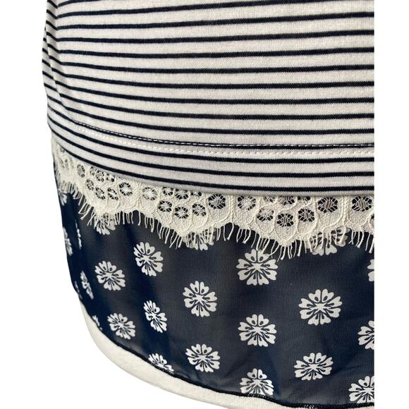 Maison Jules NWT Women's Sm Beach Nautical Navy Stripe Boho Lace Floral Tank Top - Picture 5 of 11